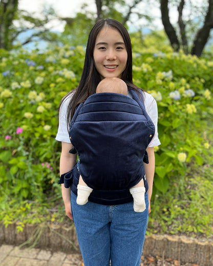 The Tiny Cuddles Velvet Carrier - Navy